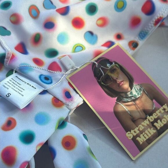 NWT Strawberry Milk Mob Roygbv Bikini Top Size Small - Picture 11 of 11